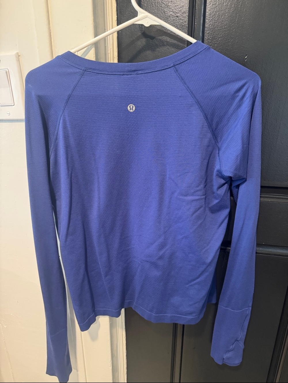 lululemon athletica Long-Sleeve Crewneck Top — Blue - Picture 2 of 2